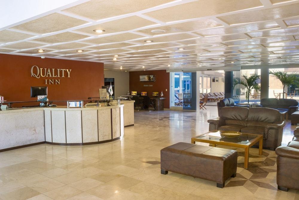 Quality Inn Mazatlán Εξωτερικό φωτογραφία