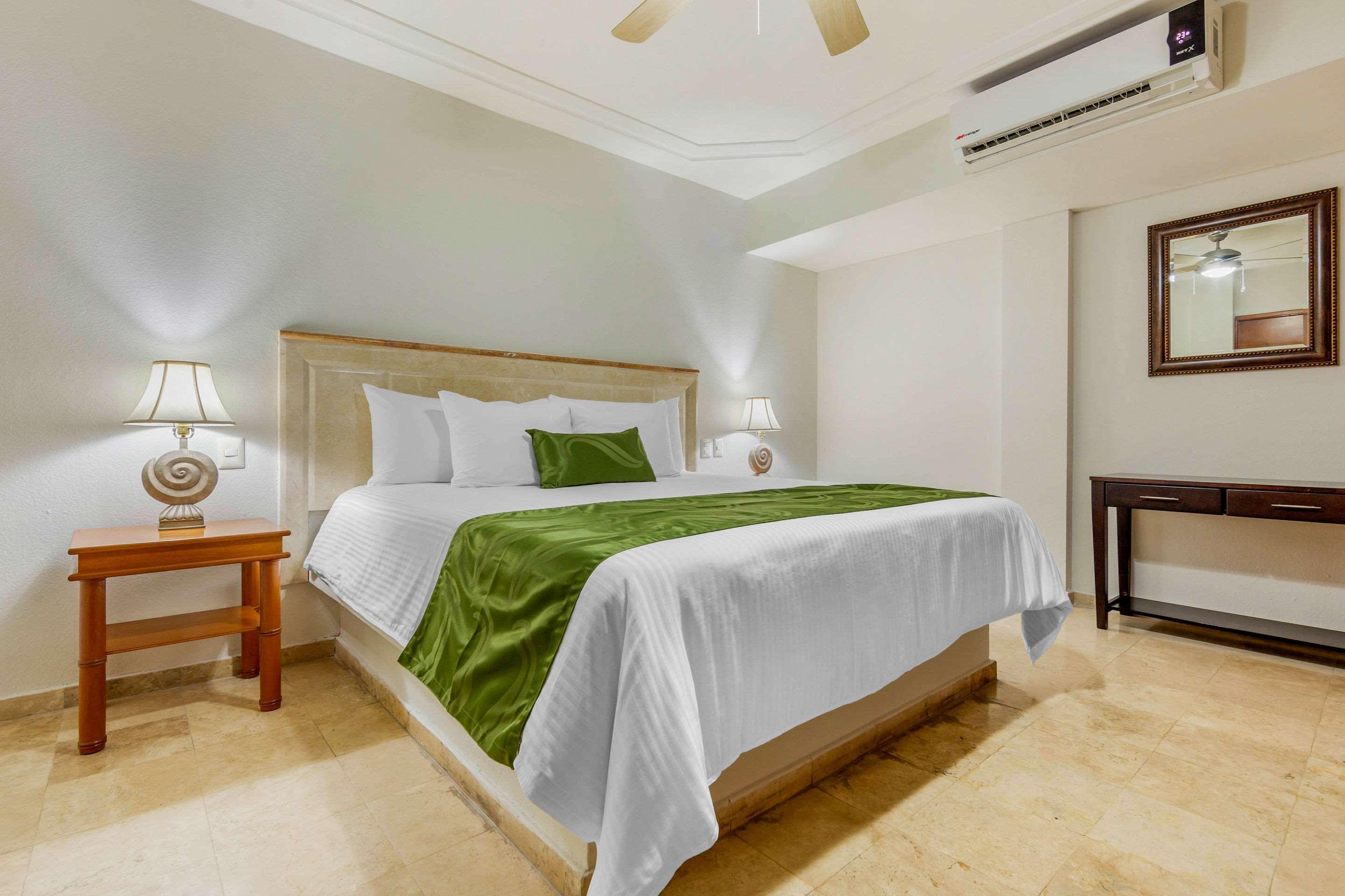Quality Inn Mazatlán Εξωτερικό φωτογραφία