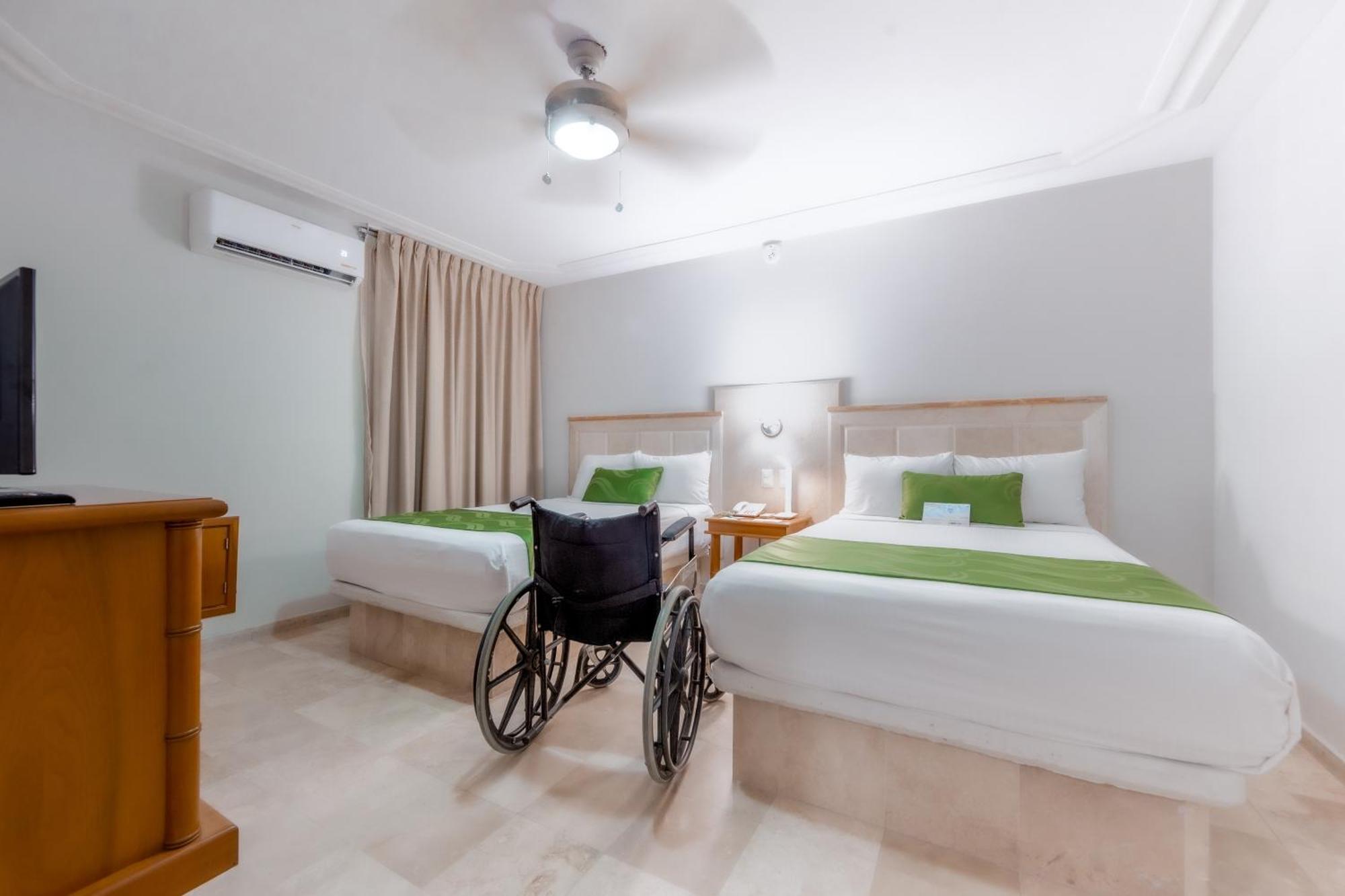 Quality Inn Mazatlán Εξωτερικό φωτογραφία